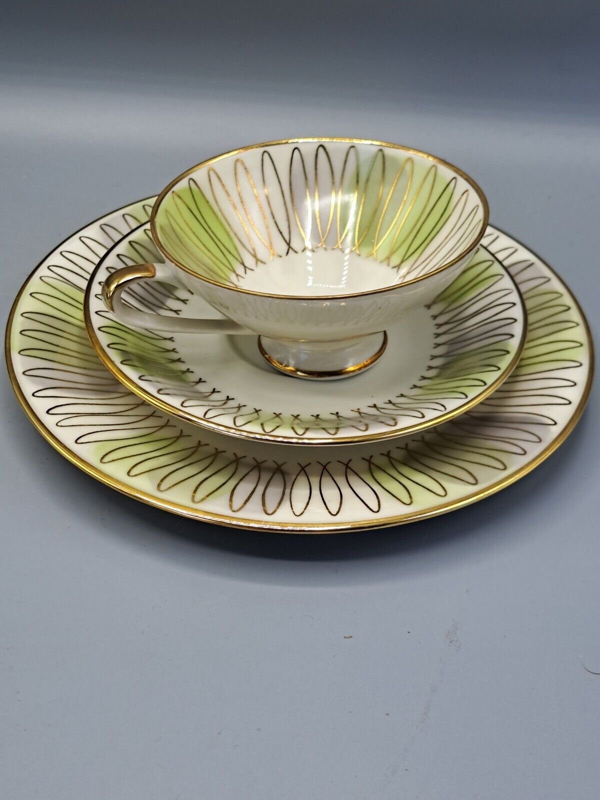 Bavaria Elefenbein Porzellan, 1 Tasse, Untertasse und Teller